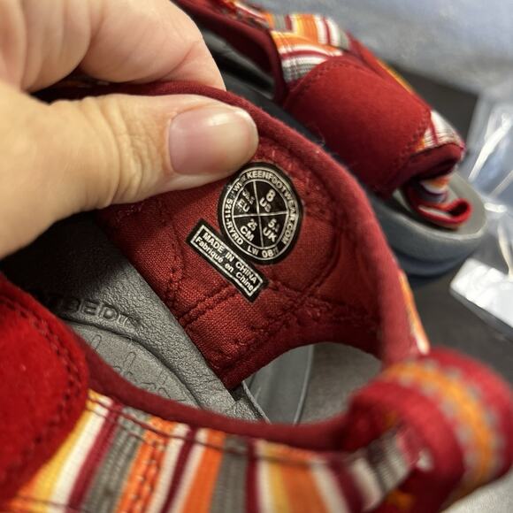 Keen Venice H2 Women's Size 6 Red/Orange Stripes Waterproof Hiking Sandals Good - Picture 10 of 11